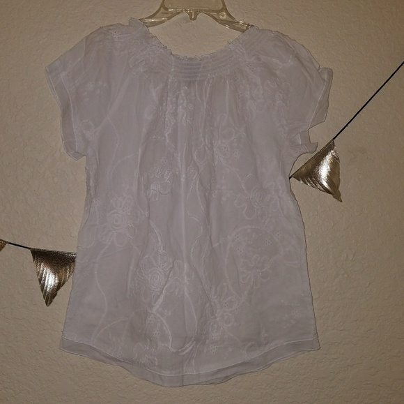 Fun Flower Textured Top - Picture 2 of 5